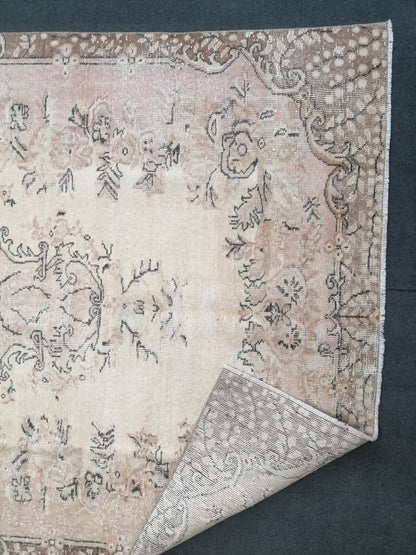 Large turkısh rug 9x5'5 faded vıntage rug, oushak vıntage turkısh rug, anatolian hand made rug,wool rug