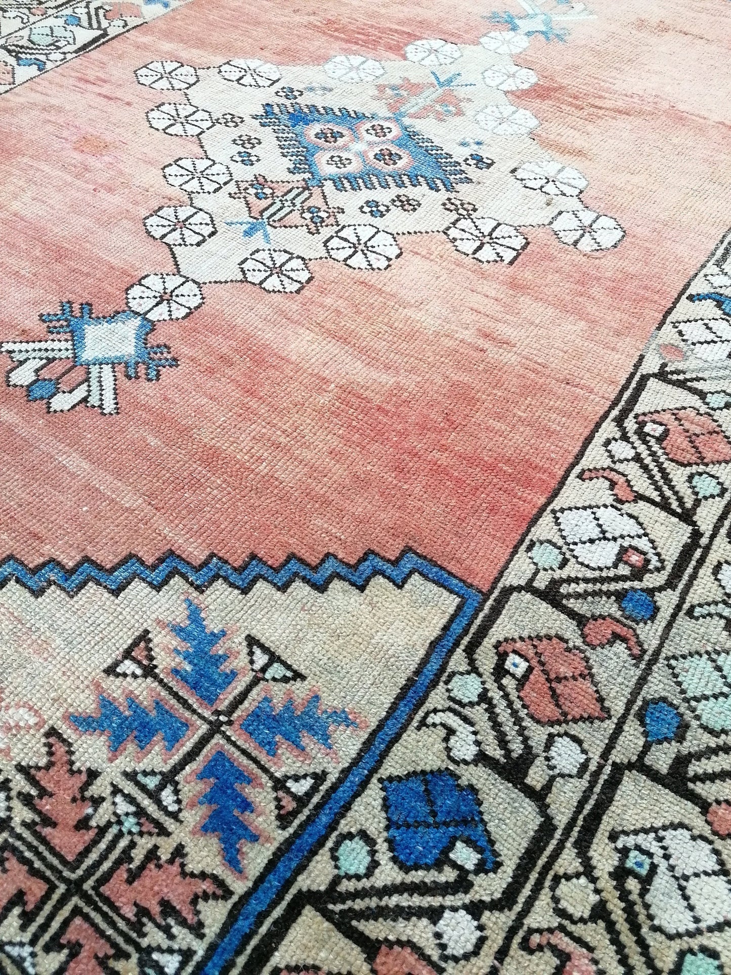 7'9x5'5 vintage turkish old rug, oushak vintage rug, distressed old rug, kitchen runner rug, vintage anatolian bohemian rug,