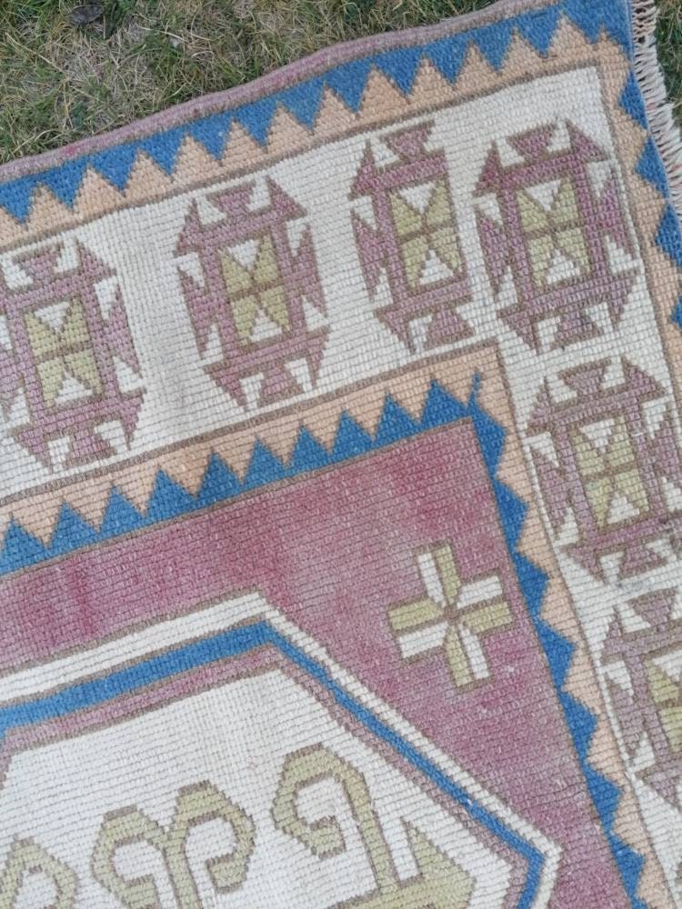 Turkish wool rug, vintage hand made rug, oushak pink rug 4'4x6'3 living room rug, area rug