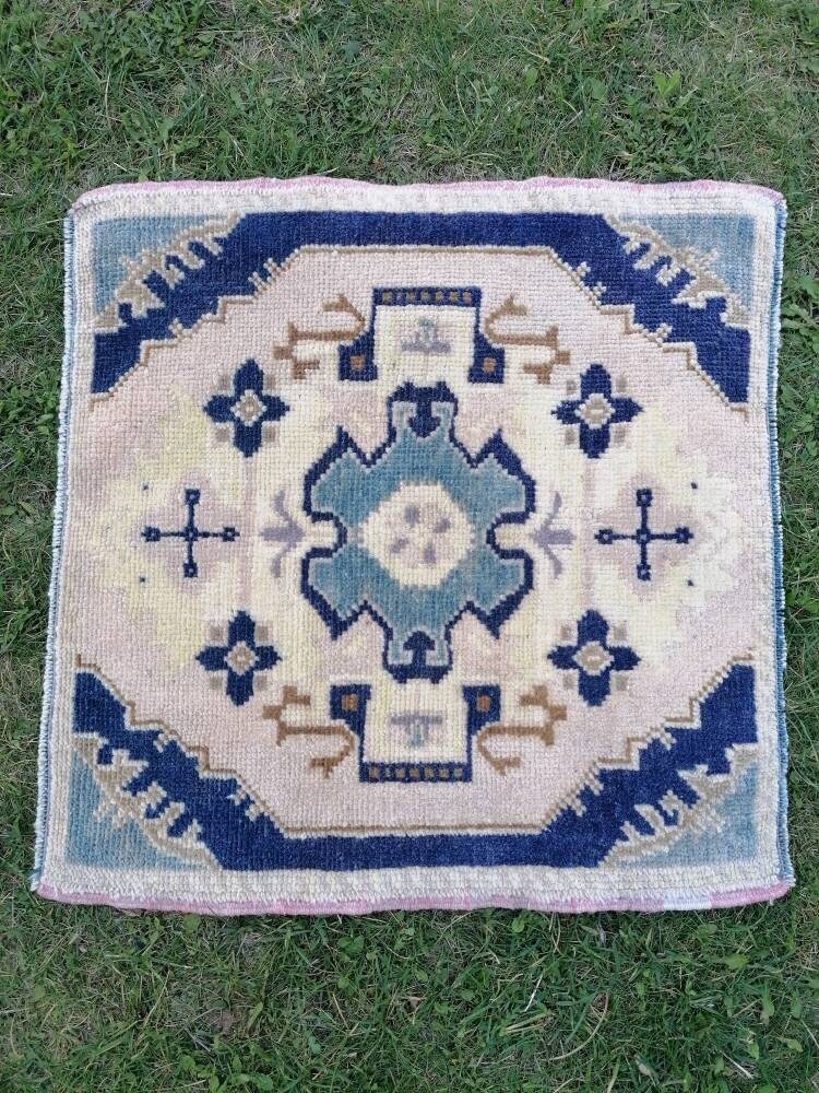 Oushak wool rug, turkish small rug vintage rug unique hand made rug kitchen rug bohemian rug 2x2