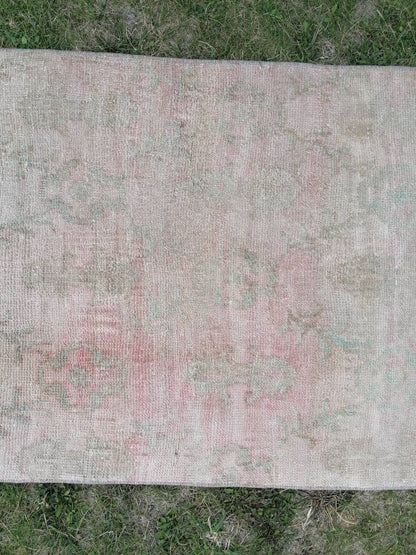 Pastel hallway wool runner rug, muted handmade runner rug 2'7x9'4 bohemian rug, vintage oushak runner, turkish runner rug