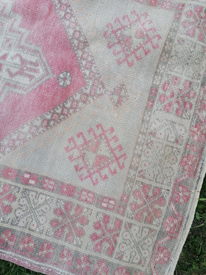 Vintage rug 3'11x6'9 oushak rug,anatolian rug,unique hand made rug