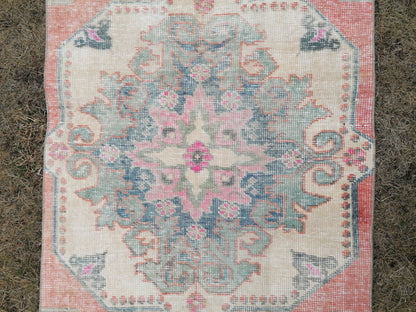 3x7’5 vintage runner,kitchen runner,hallway runner