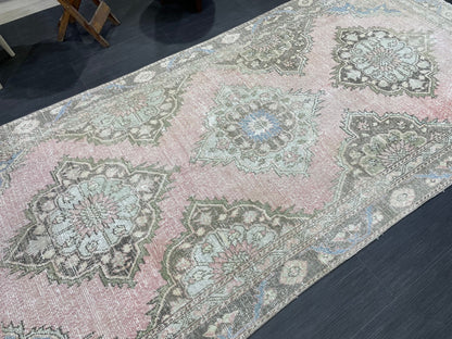 Vintage Runner Rug 4.3 x 9 Persian Runner Rug Wool Oushak Rug Oushak Runner Rug Turkish Runner Pink Kitchen Runner Distressed Hallway Runner