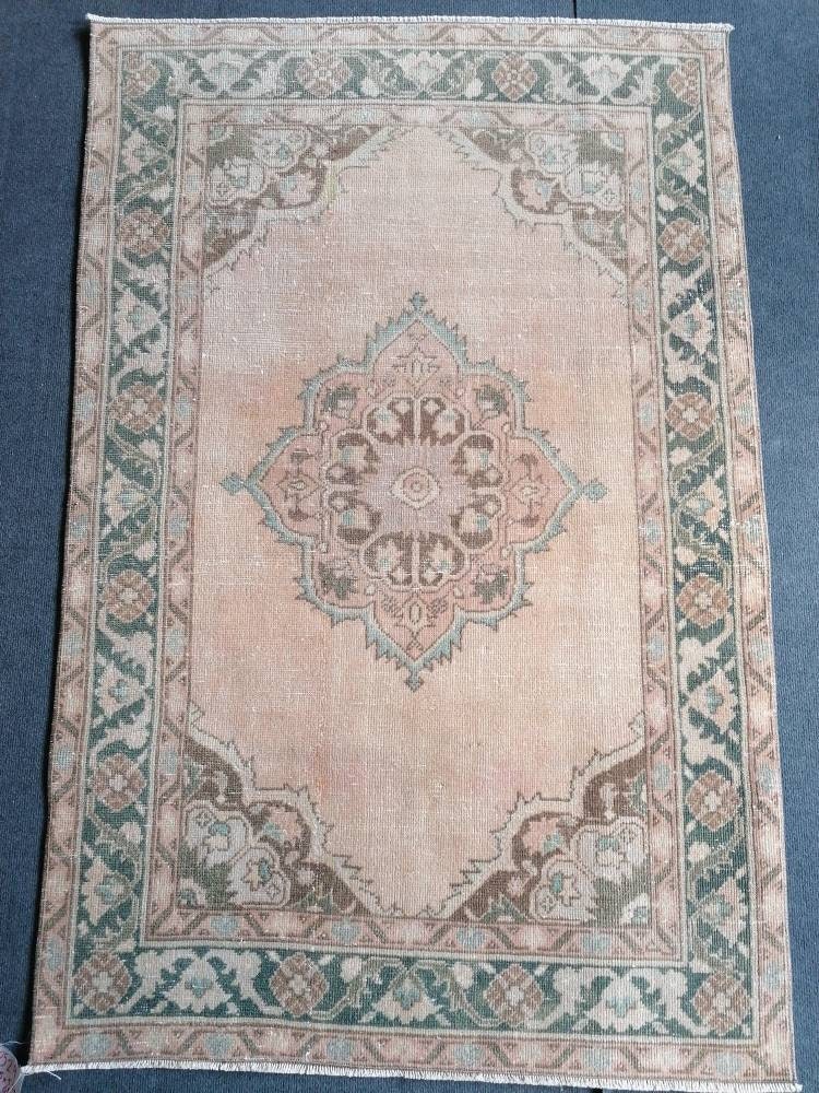 Natural handmade wool rug 3'5x5'4 living room rug, bohemian rug, vintage rug,oushak rug, entery rug