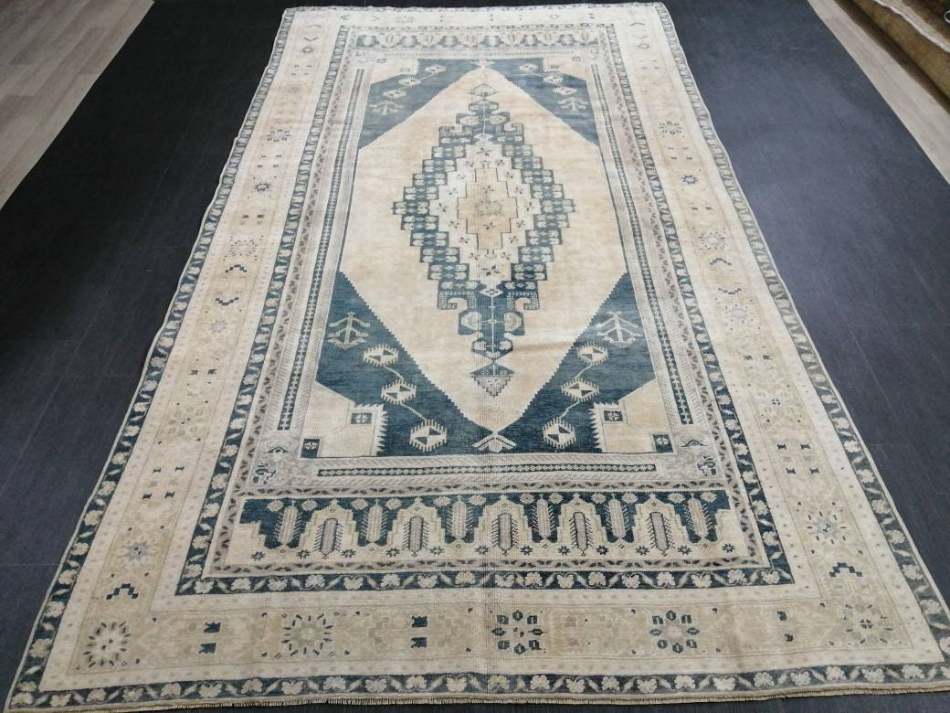 OUSHAK RUG 9.5 x 5.2 TURKISH Oushak Rug  Vintage Oushak Rug Muted Vintage Oriental Rug Wool Oushak Rug Hand Made Rug Vintage Persian Rug