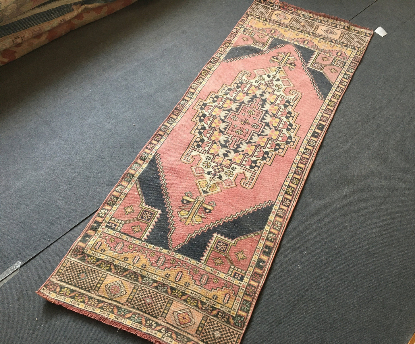 3x7.5 feet pink handmade middle runner, vintage kitchen floor runner, living room area wool runner rug, turkish bedroom runner, bath runner