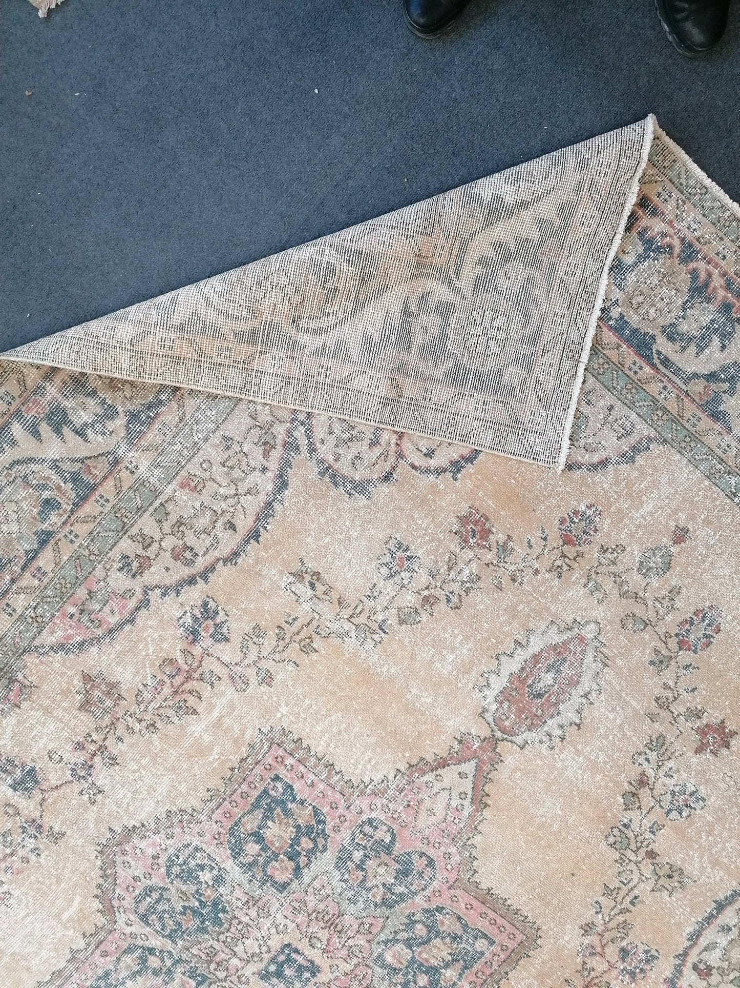 7.2 x 10.5 Oushak rug, vintage turkish rug, handmade rug, vintage anatolian rug