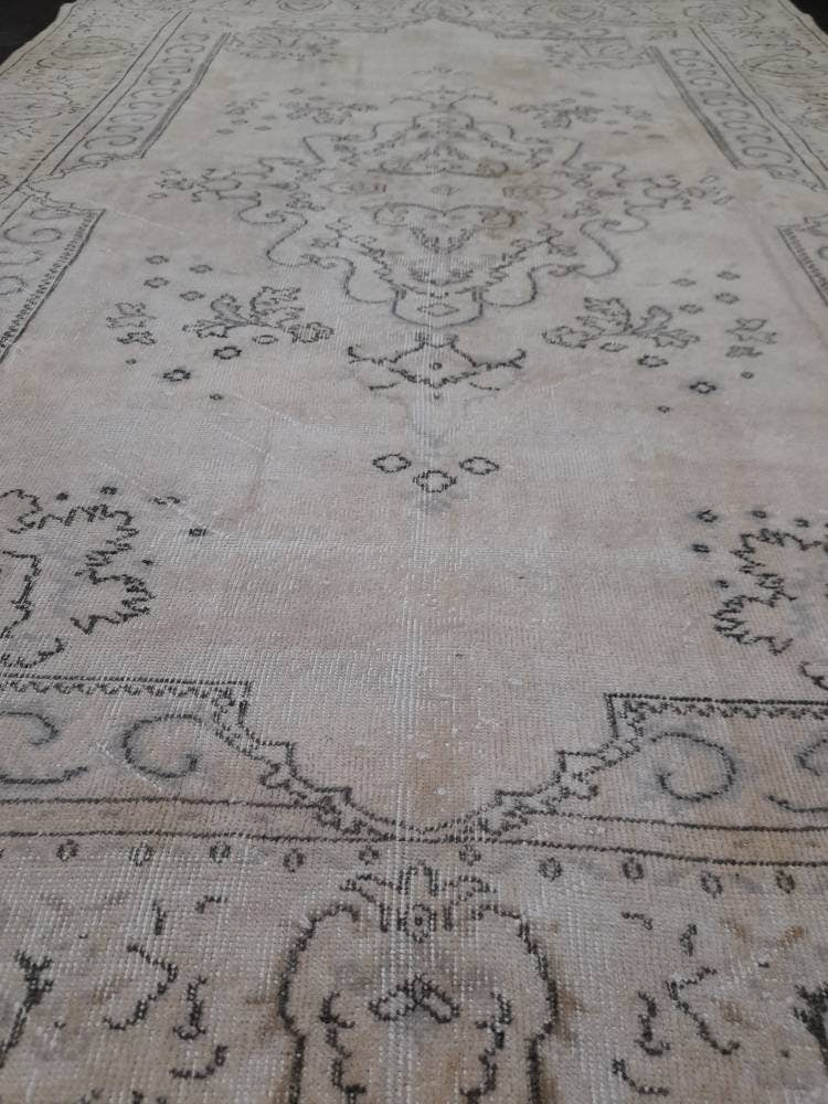 Neutral Rugs 6.4 x 9.3 ft Vintage Neutral Rug Muted Oushak Rug, Rustic Rug, Turkish Rug, Muted Farmhouse Rug, Wool rug Vintage Oriental Rug