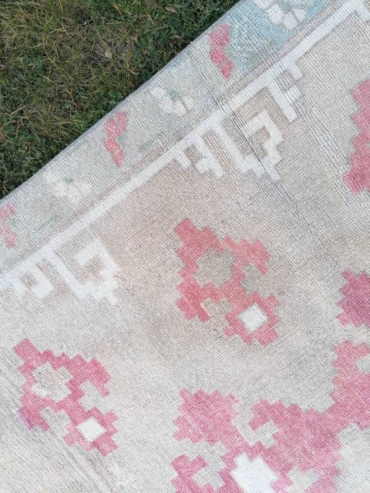 Vintage oushak rug, turkish rug 4'7x8 pastel vintage rug, handmade wool runner,