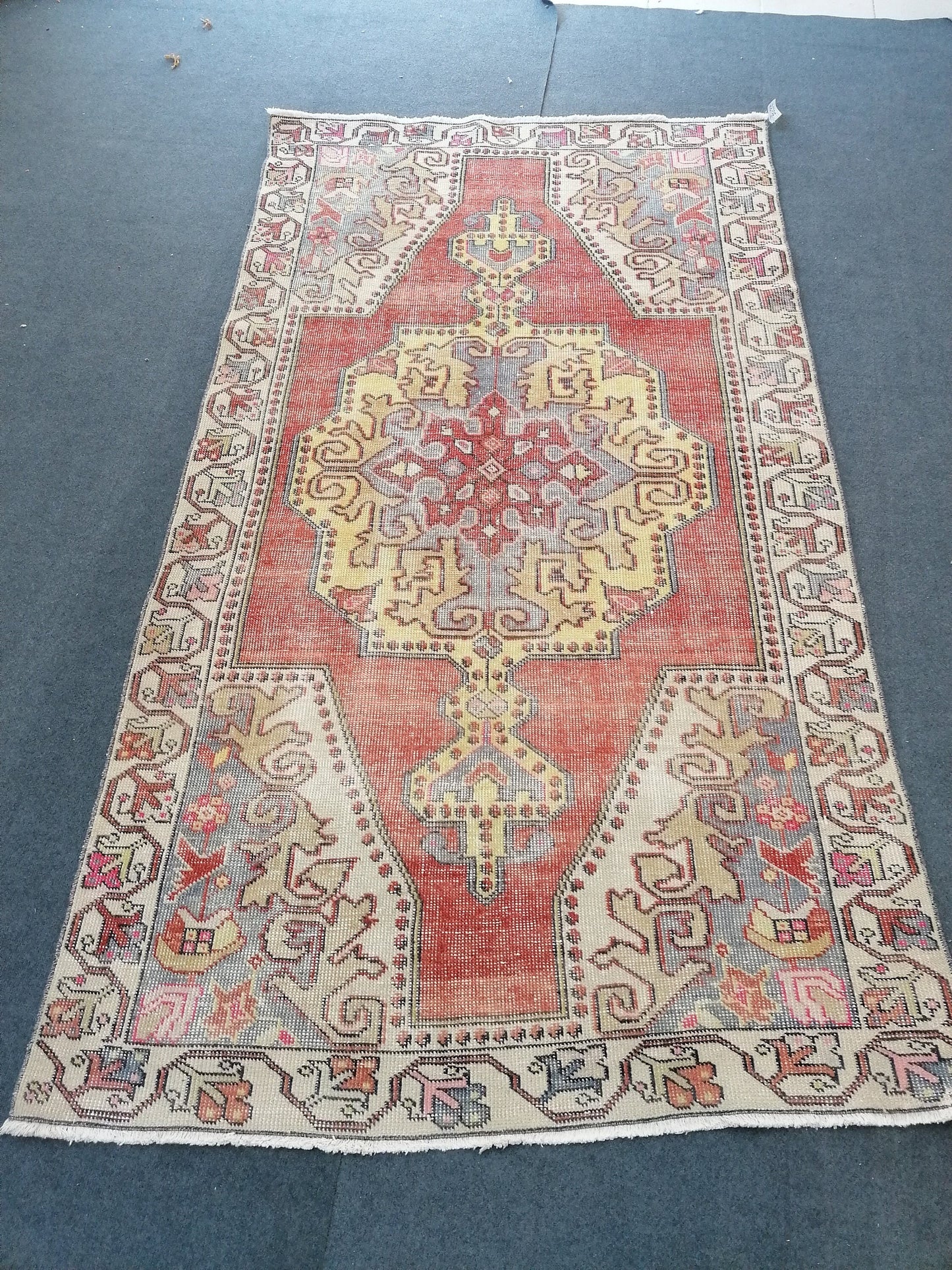 Distressed turkish rug, vintage wool rug 4x8'4 oushak handmade rug, rustic kitchen rug, bohemian rug