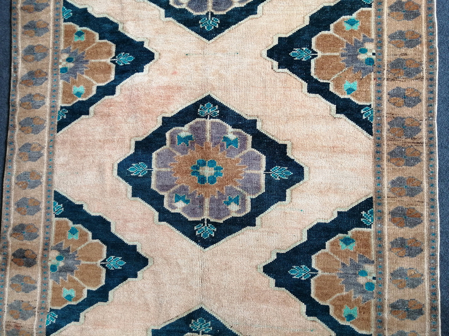 Blue OUSHAK RUG TURKISH Runner Rug Vintage 4.4 x 9.4 Runner Rug Vintage Runner Rug Wool Oushak Rug Hand Made Rugs Vintage Turkish Runner Rug