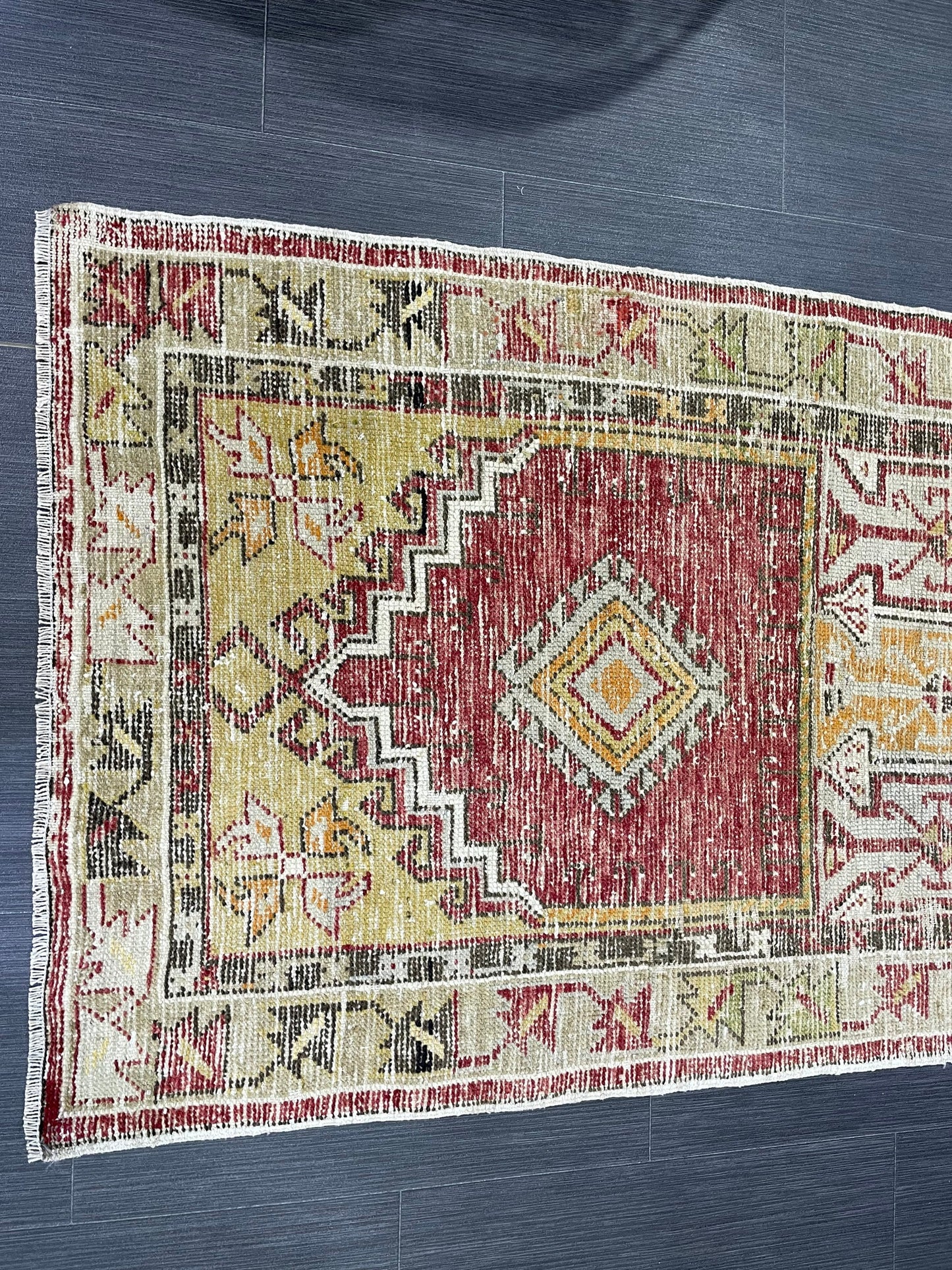 Vintage RUG, TURKISH Rug, Wool Oriental 2.5 x 4.7 Rug, Handmade Rugs, Red Oriental rug, Hand Knotted rug