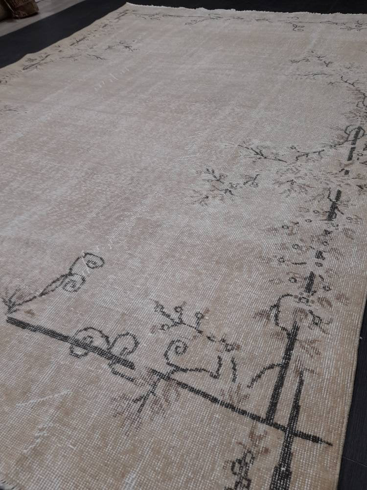 Neutral Oriental Rug TURKISH Rug 6.5 x 9.7 Distressed Vintage Antique Rug Vintage Wool Distressed Rug Neutral Hand Made Rug