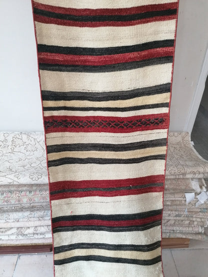 Vintage rug , flat woven kilim rug with embroidery rug, oriental carpet, vintage kilim rug wool carpet rug, flat pile rug 18'10x1'10 feet