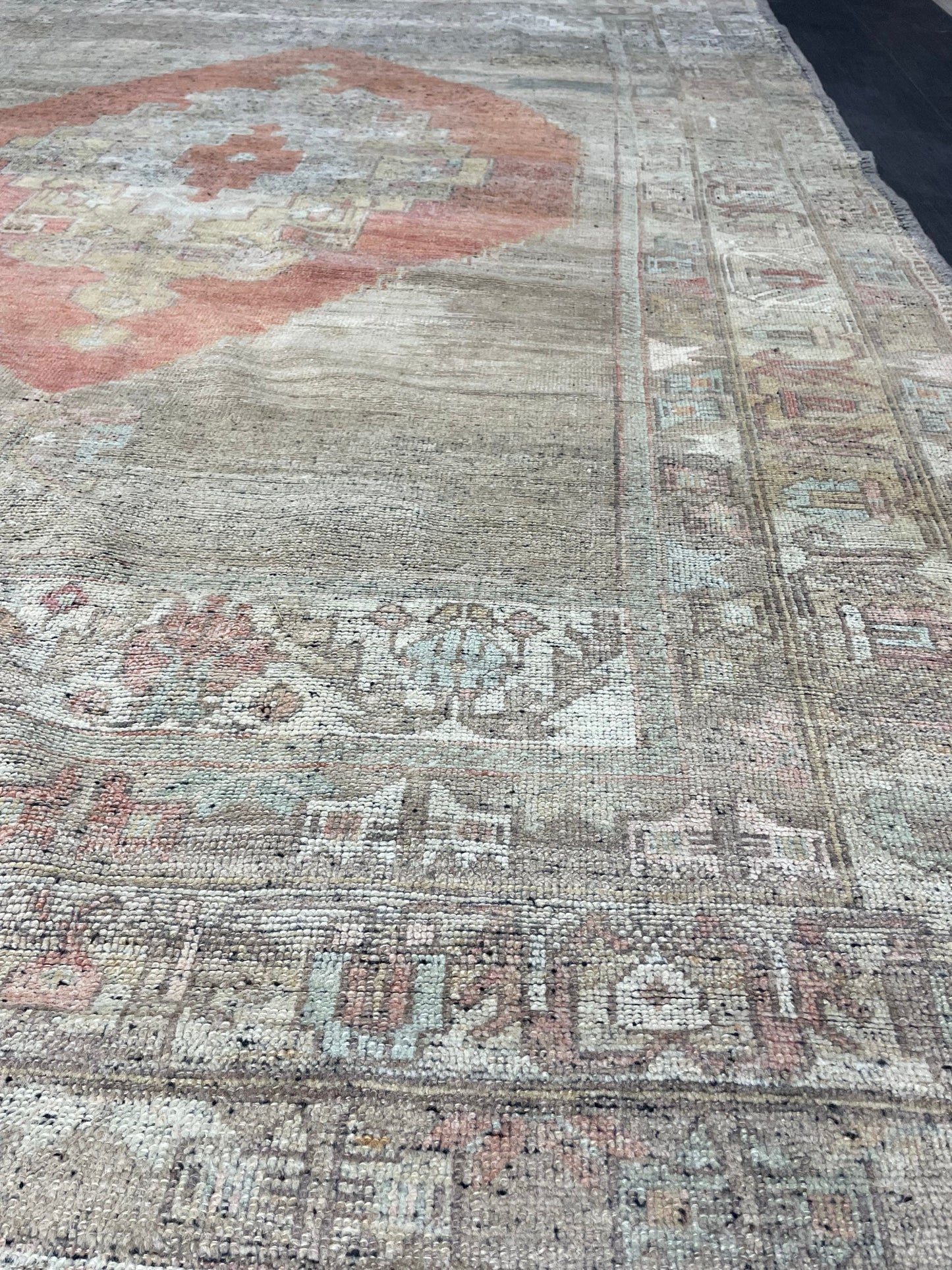 Vintage Rug, TURKISH 5.10 x 8.9 Rug, Vintage Wool Distressed Rug, Oushak Rug Orient Rug, Hand Knotted Rug, 100% Wool Rug, Handmade Rug