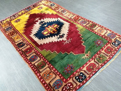 High Pile OUSHAK RUG 5.3 x 3.5 TURKISH Oushak Rug Vintage Oushak Runner Rug  Wool Oushak Rug Hand Made Rugs Vintage Turkish Rug