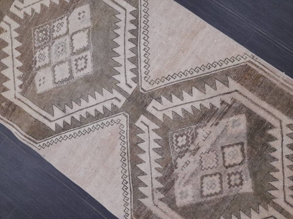NEUTRAL Turkish RUNNER Rug Neutral 2.7 x 9.6 RUNNER Vintage Muted Short Runner Oriental Runner Rug, Turkish Runner Neutral Persian Runner