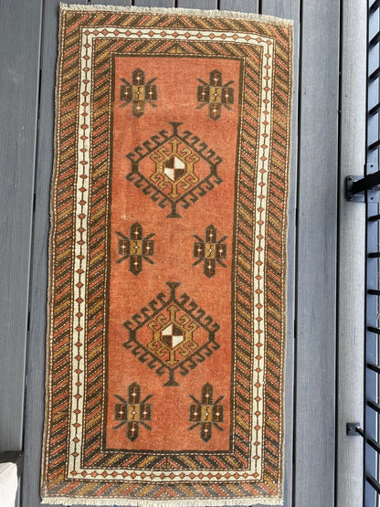 2.5x5 feet turkish small runner, vintage small rug, vintage oushak runner, kitchen hand made mini runner, wool living room bohemian runner