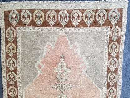 Turkish oushak rug,muted runner rug, pastel vintage wool rug,turkish handmade runner rug,rustic rug, bohemian rug 3'9x9'5 ft