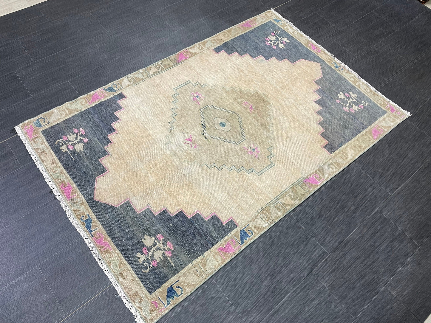 Muted Vintage RUG TURKISH 4 x 6.2 Oushak Rug Vintage Oushak Rug Vintage Rug Muted Navy Rug HandMade Rug Vintage Neutral Rug