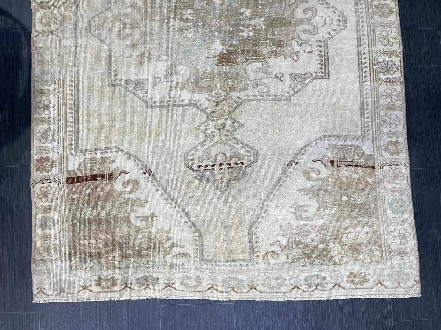 Antique Rug, Vintage 4.4 x 6.7 Rug, Turkish Wool Rug, Oushak Rug, Fine Hand Knotted Rug, Persian Rug, Handmade Rug