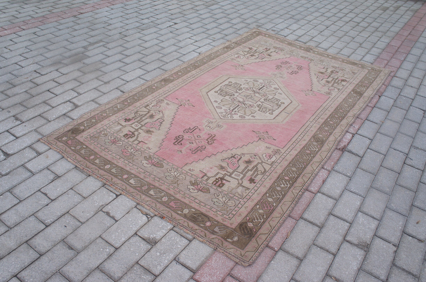 Pink Oushak Rug 4.3 x 7.3 Oushak Rug Turkish Area Rug Wool Rug Oriental Rug