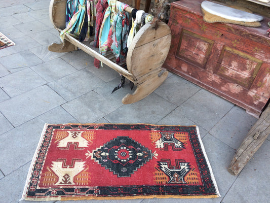 SMALL Area TURKISH Rug, bohemian hand made rug, minimalist motif