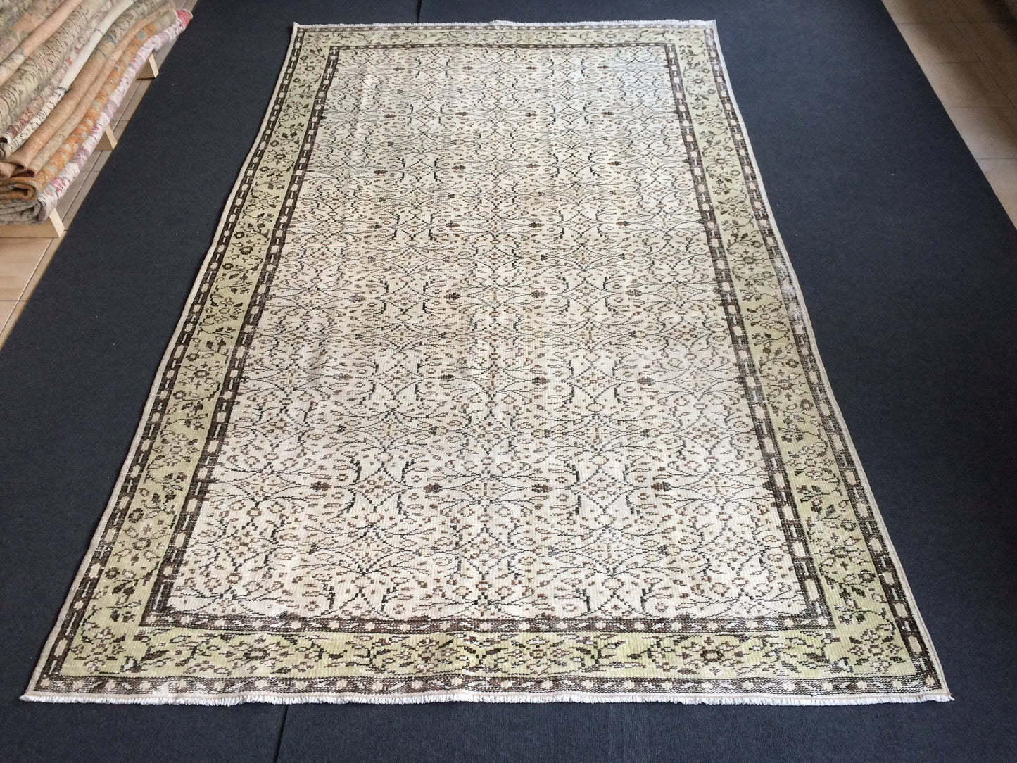 9.6 X 6 Green Flowers motifs Rug, Wool   Oushak Rug, Oushak Rug, Turkish Oushak Rug 6 by 10 Muted Rug