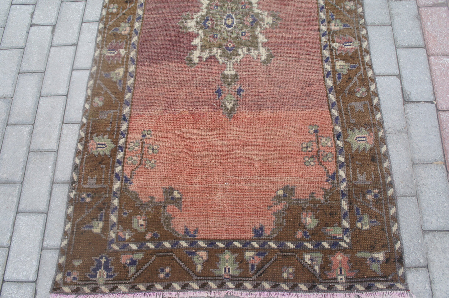 Vintage Rug, turkish Rug, Oushak Rug, Hand woven Rug, Rugs, Nomad Rug, Kitchen Rug, Bohemian rug, rustic rug, eclectic rug, muted rug
