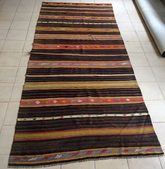 Vintage rug , Flat woven Kilim Rug With Embroidery Rug, Oriental Carpet, Vintage Kilim Rug Wool Carpet Rug, Flat Pile Rug