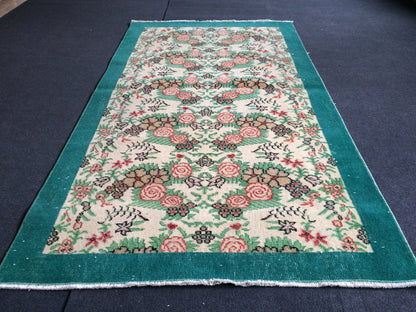 Vintage Rug, Turkish Rug Bohemian Rug, Living Room Rug, Oushak Rug,Hand woven Rug,Weaving Rug, 7 x 4 feet, Green Floral Rug