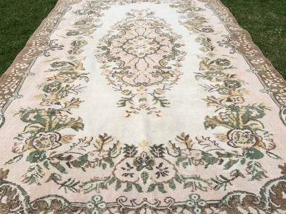 9 x 5.6 Turkish Rug Large Area Rugs Oushak Vintage Rug Oushak Rug Turkish Oushak Rug Soft Pink Rug 6x9 Muted Persian Rug