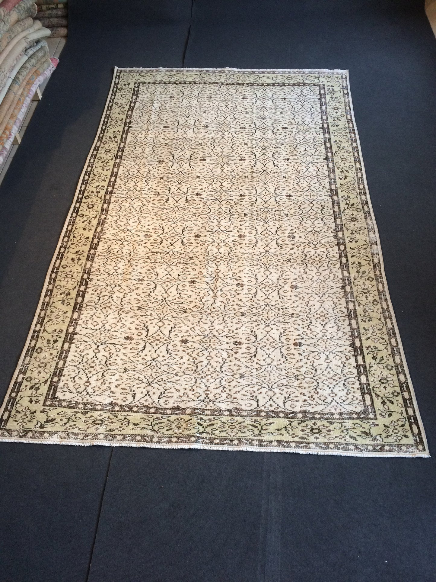 9.6 X 6 Green Flowers motifs Rug, Wool   Oushak Rug, Oushak Rug, Turkish Oushak Rug 6 by 10 Muted Rug