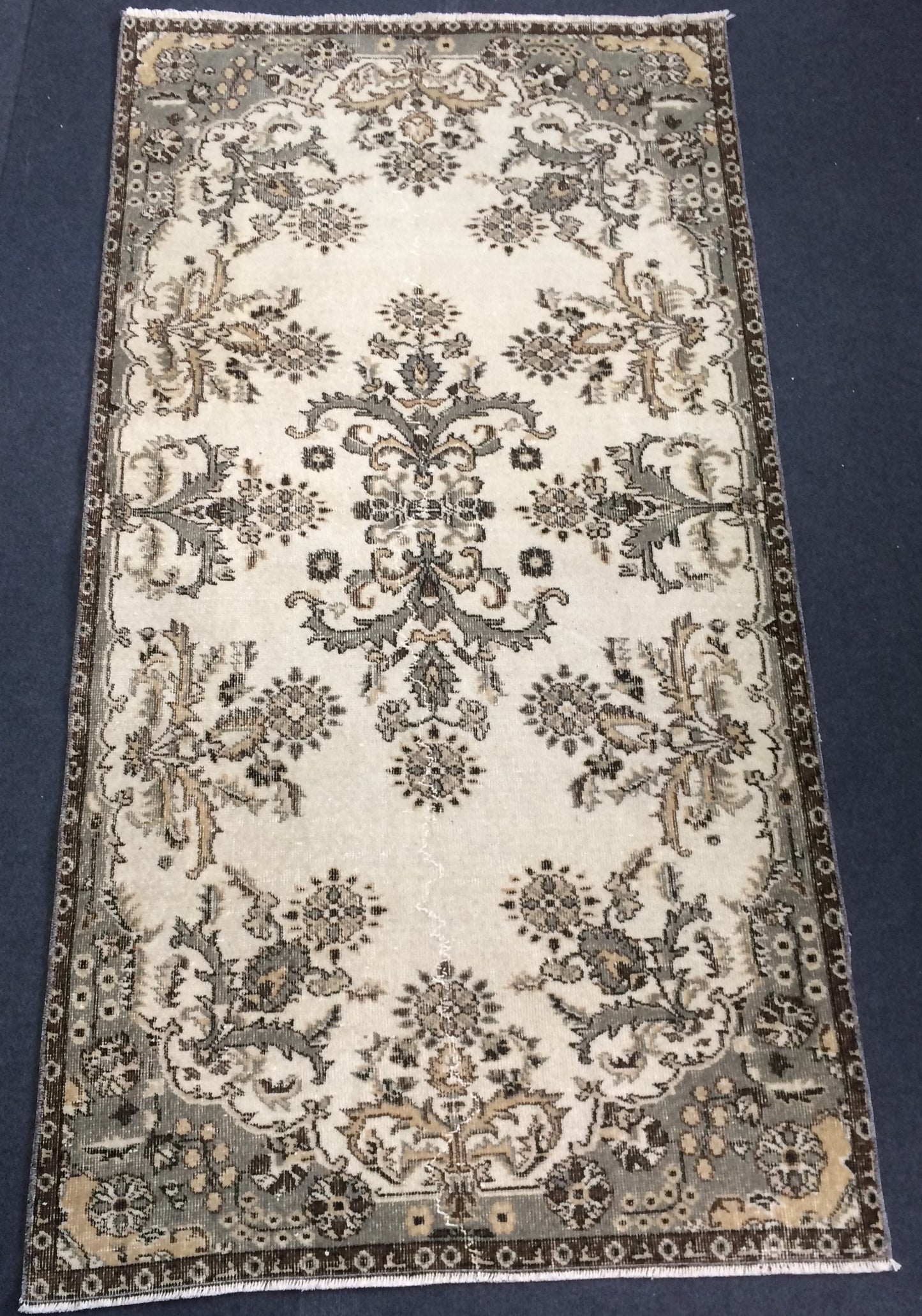 French Inspired Fleur-de-lis  Motif Minimalist Rug,Bohemian Rug,Big Area Rug,Antique Rug,Oushak antique Rug,Hand woven Rug,Weaving Rug