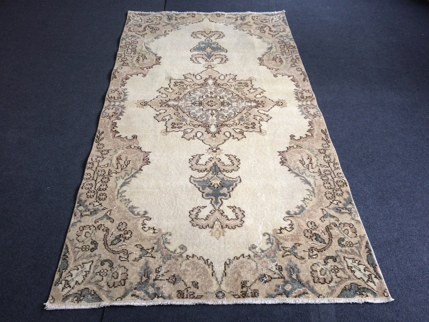 Oushak Rug Turkish Rug Hand Made Rug Wool Rug Vintage Rug  Bohemian Rugs