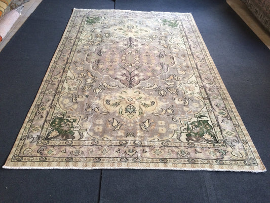 6 x 9.5 Vintage Rug, Vintage Turkish Rug, Living Room Turkish Rug, Oushak Rug, Oriental Rug