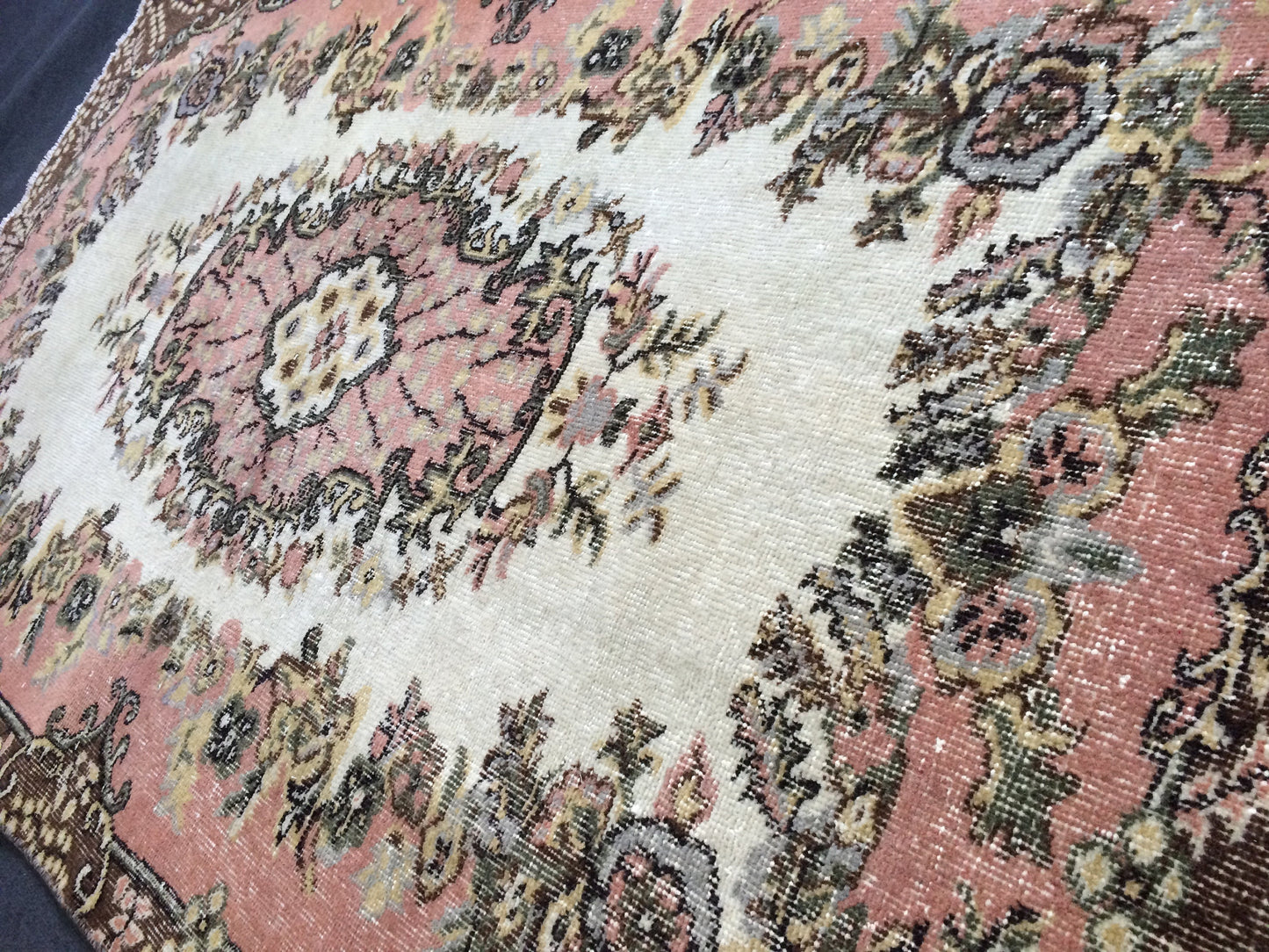 Vintage Pink Rug,4x7  Turkish Rugs Bohemian Rug, Wool Oushak Rug, Pink Oushak Rug,Hand woven Rug,Weaving Rug