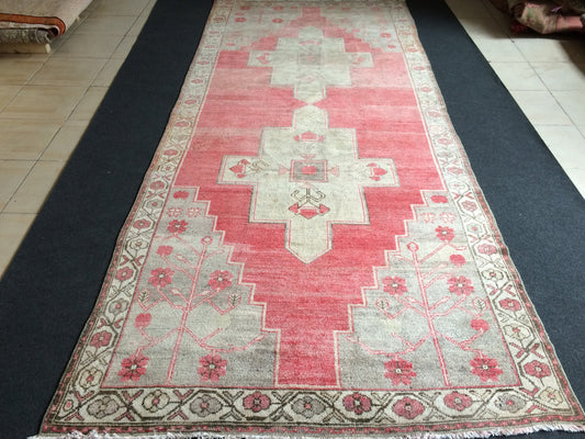 Vintage living room rug , TURKISH HAND MADE Rug Oushak rug , Ethnic Rug, Muted Color Rug, Vintage Oushak Rug, Wool Rug, Vintage Turkish Rugs