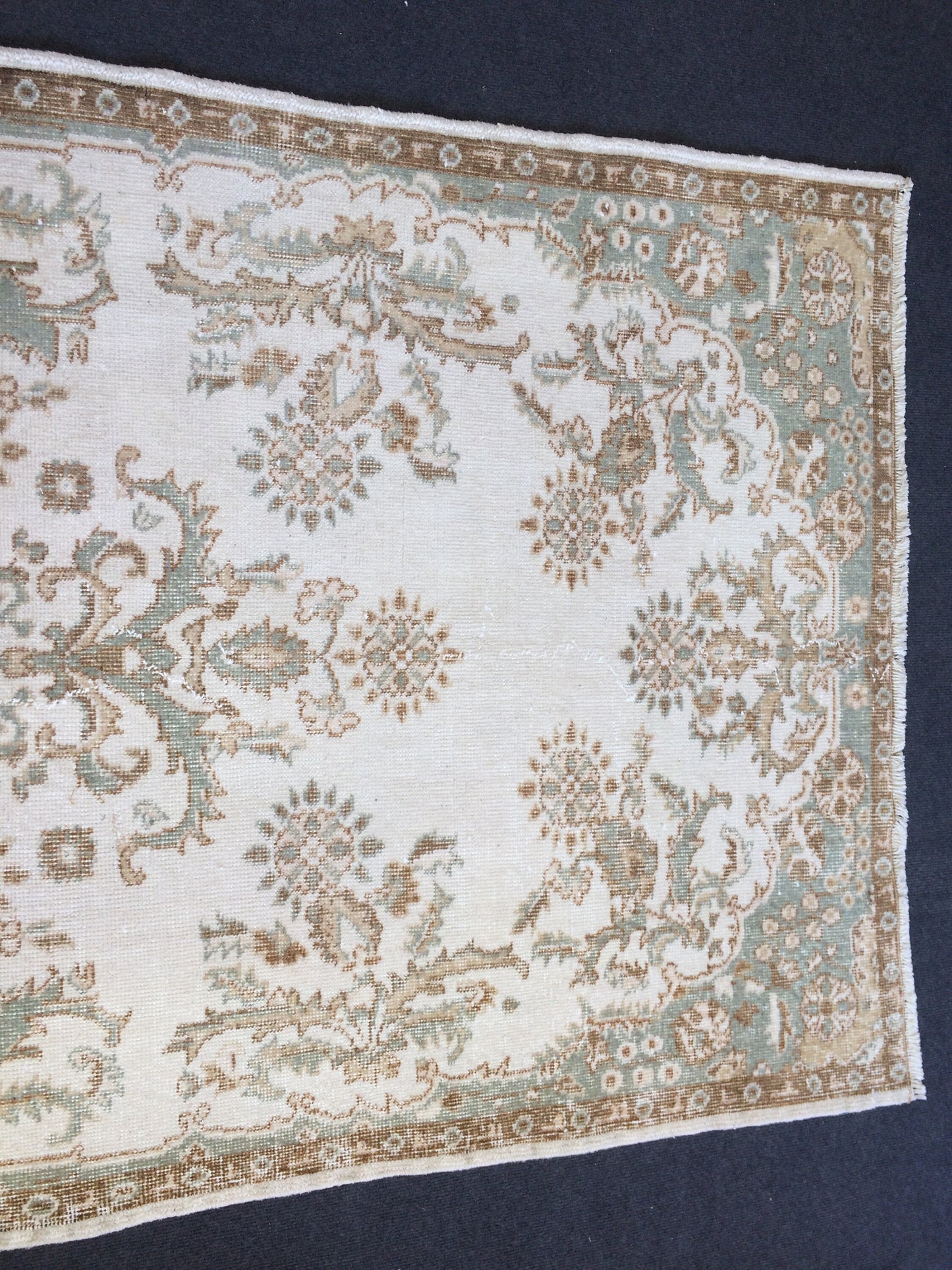 Persian Rug, Hand Made Rug, Oushak Rug,  Turkish Rug, Farmhouse Rug, Vintage Rug, Wool rug