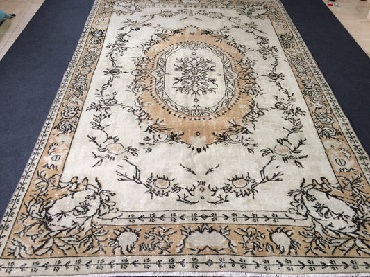 6.4 x 9.8 Vintage Rug Oushak Rug Turkish Rug Vintage Oriental Rug 6x10 rug