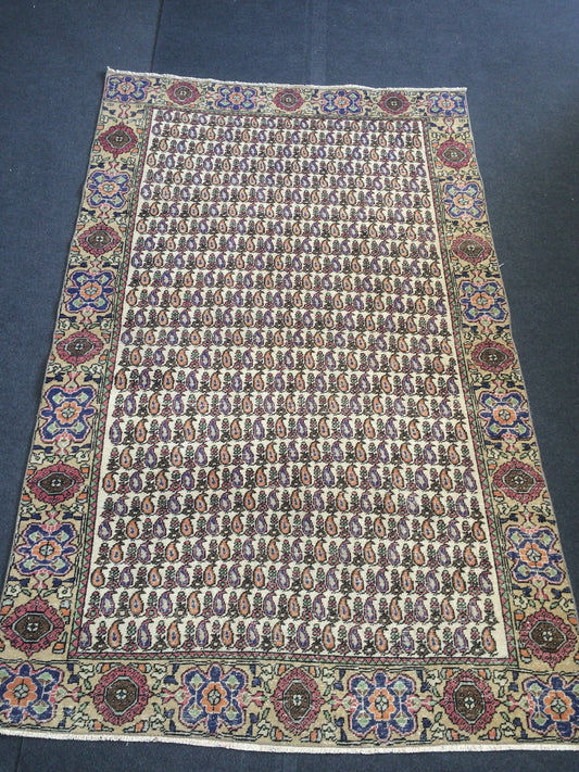 Turkish Rug Vintage Rug Pastel colors Hand Made Oushak Rug Distressed Colors Rug Earth Tones Rug Low Wool Pile Rug Rustic Rug