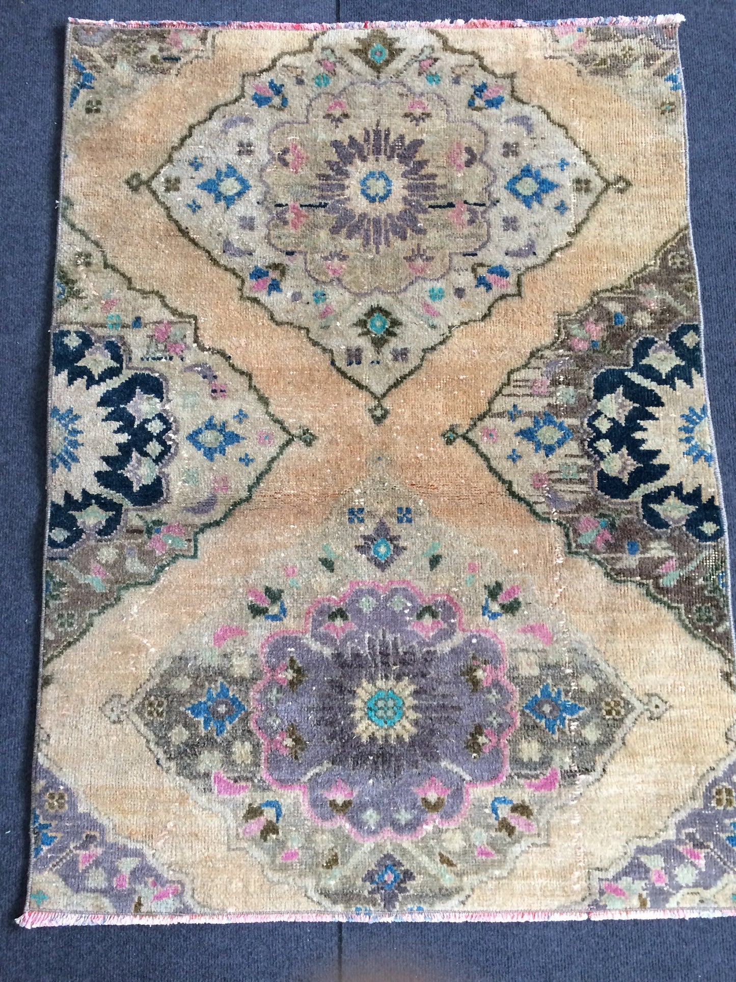 Mini  Turkish Rug Small Area Rug Turkish Rug Oushak Rug Hand Made Rug Vintage Rug