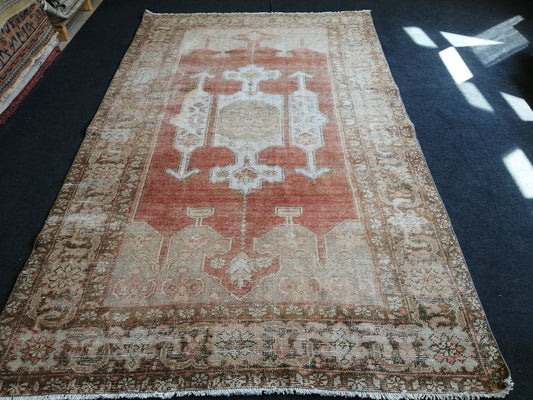5 x 8.7 Distressed OUSHAK RUG TURKISH Rug  Vintage Rug Wool Oushak Rug Hand Made Rugs Vintage Turkish Rug