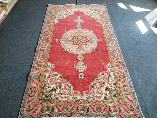 Vintage Rug, Unique Motif Rug, Turkish Rug, Oushak Rug, Hand woven Rug, Eclectic Rug, Hand Made Rug, Kitchen Rug, Shabbychic rug, wool