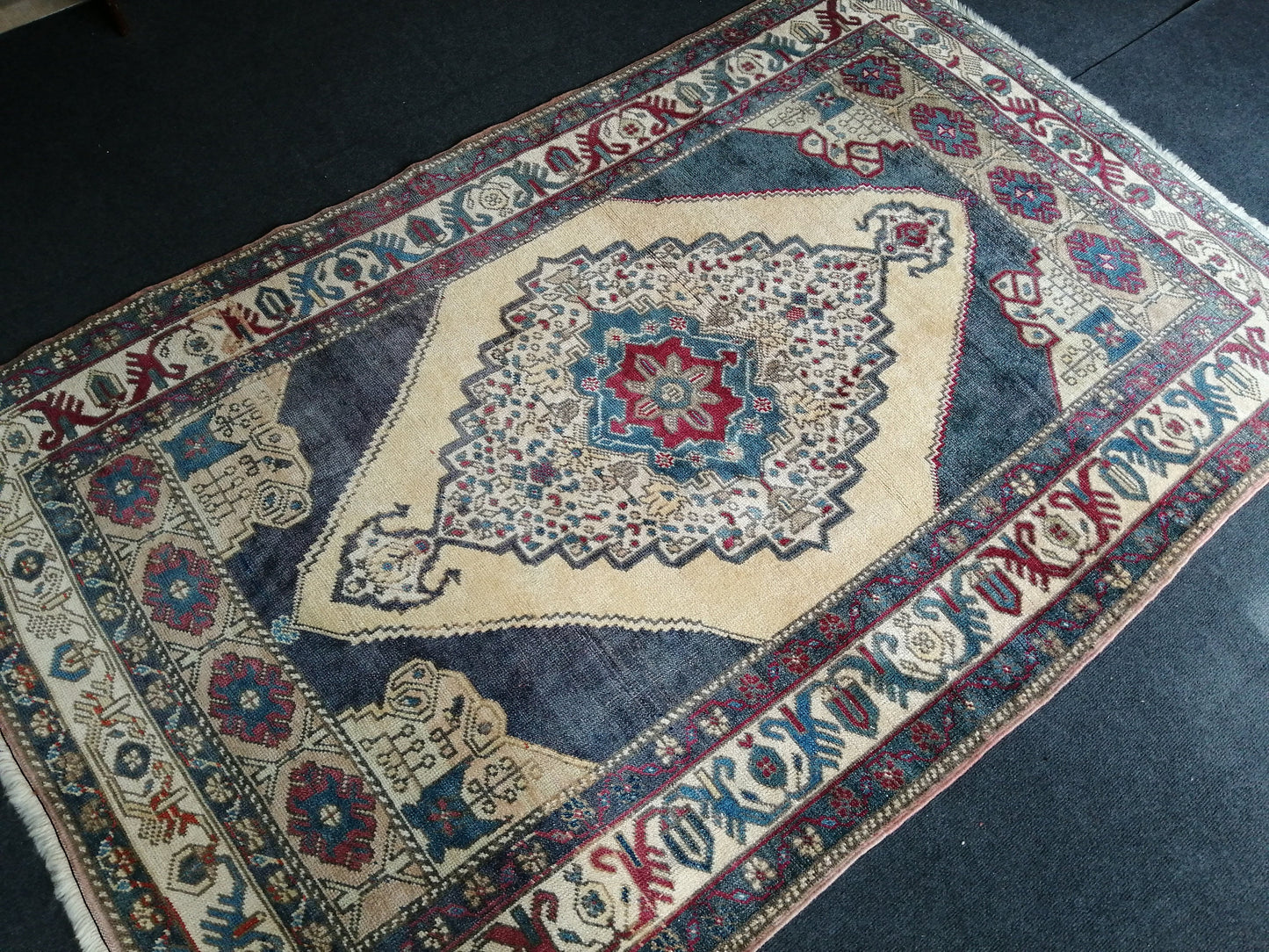 4.6 x 7 OUSHAK RUG TURKISH Rug Vintage Rug Wool Hand Made Rugs Vintage Turkish Rug