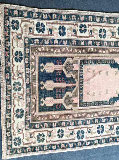 5 x 3.4 OUSHAK RUG TURKISH Handmade Rugs Vintage Turkish Rug