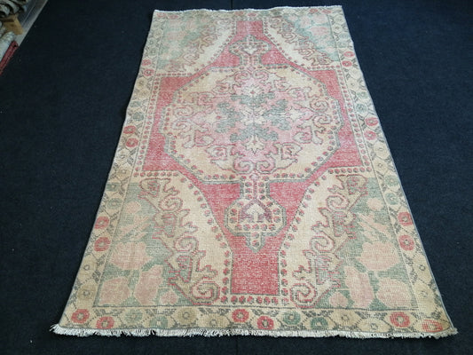 Turkish Rug Vintage Rug Pastel colors Oushak Rug Hand Made Oushak Rug Distressed Colors Rug Earth Tones Rug Low Wool Pile Rug Rustic Rug