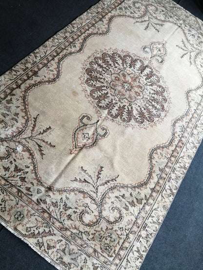 5.5 x 9.8 OUSHAK RUG TURKISH Large Oriental Rug Vintage Wool Rug Hand Made Rug Vintage Turkish Rug