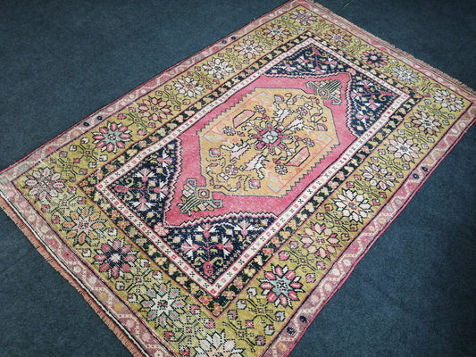 5.6 x 3.7 OUSHAK RUG TURKISH Oushak Rug Vintage Oushak Runner Rug Vintage Runner Rug Wool Oushak Rug Hand Made Rugs Vintage Turkish Rug